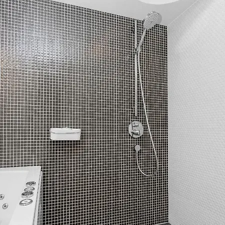 Kuninga 1 Luxury Apartment *